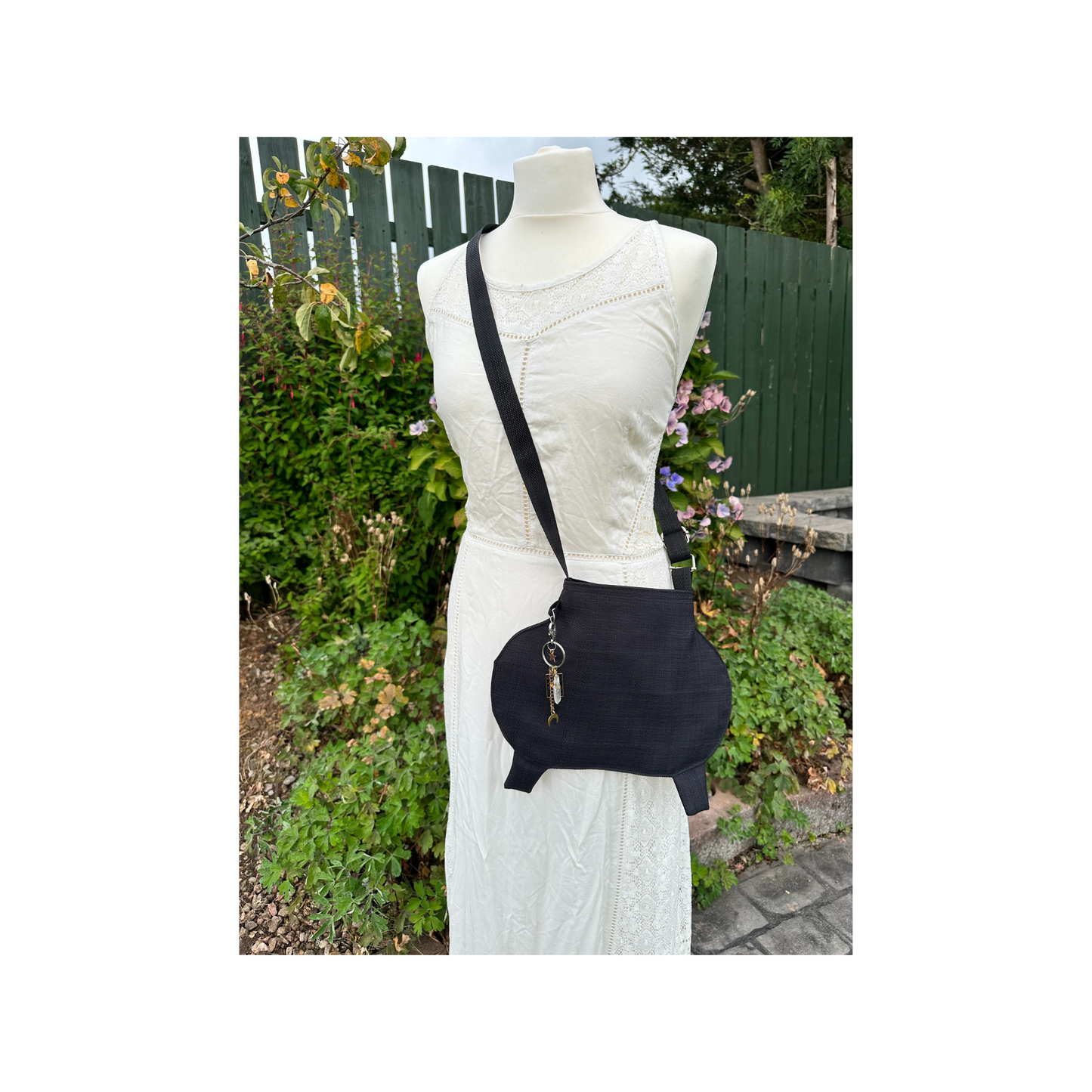 Small Black Cauldron Bag / Crossbody Purse