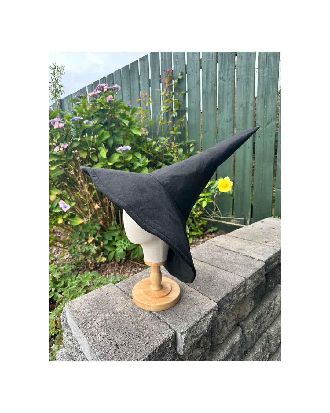 Black Sloped Brim Wandering Wizard Hat