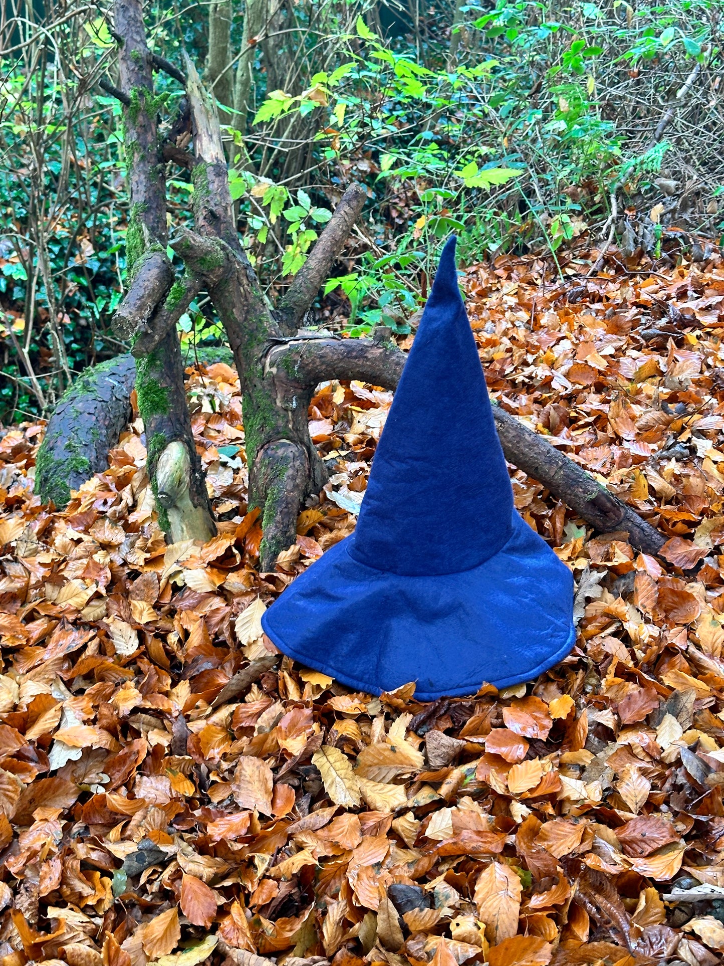 Navy Sloped Brim Wandering Wizard Hat
