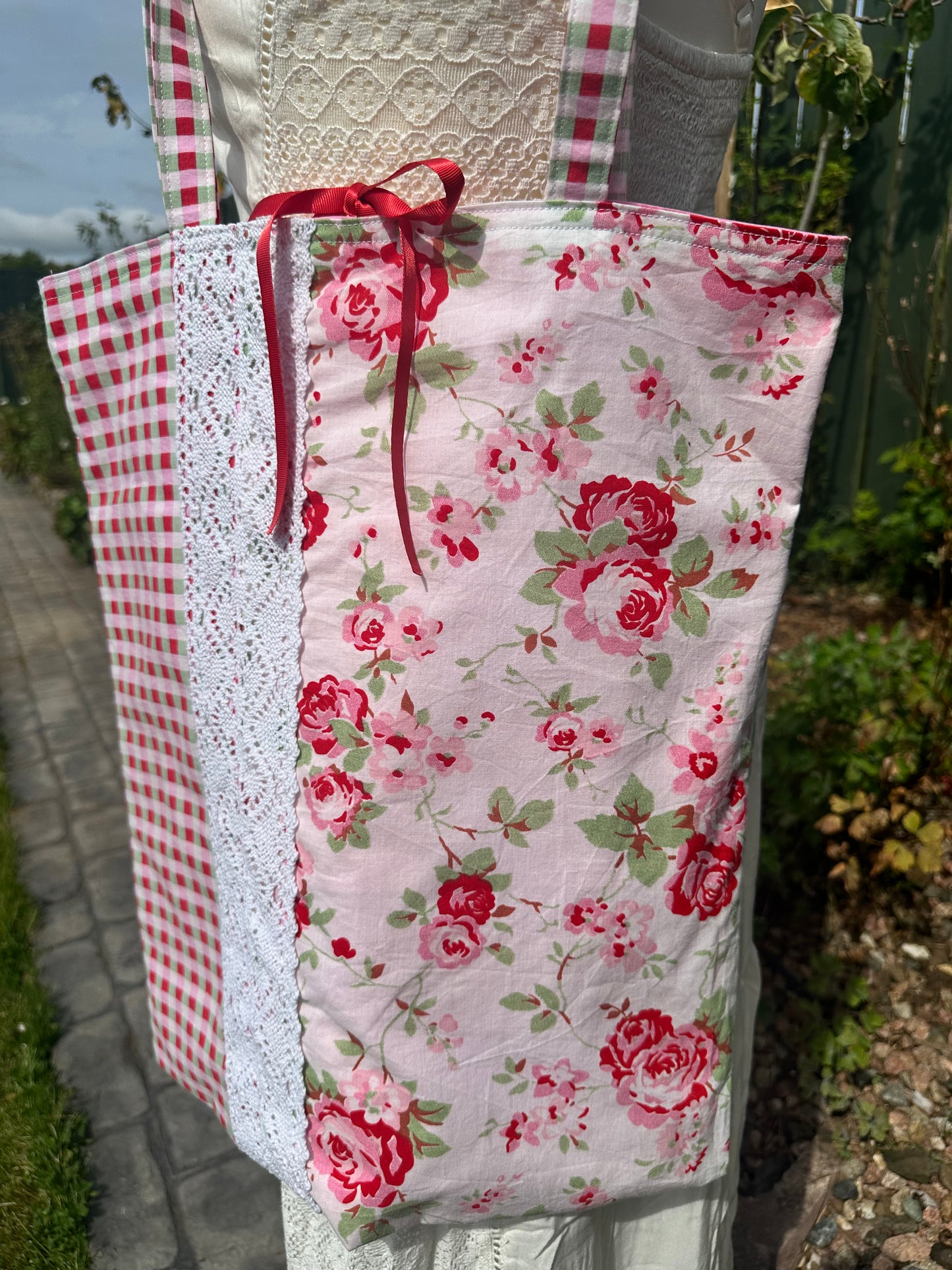 Handmade Cottage Garden Inspired Shoulder Tote