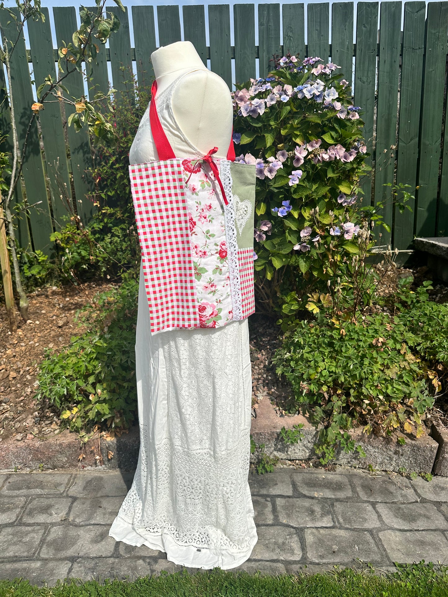 Handmade Cottage-Inspired Shoulder Tote – Upcycled Cotton