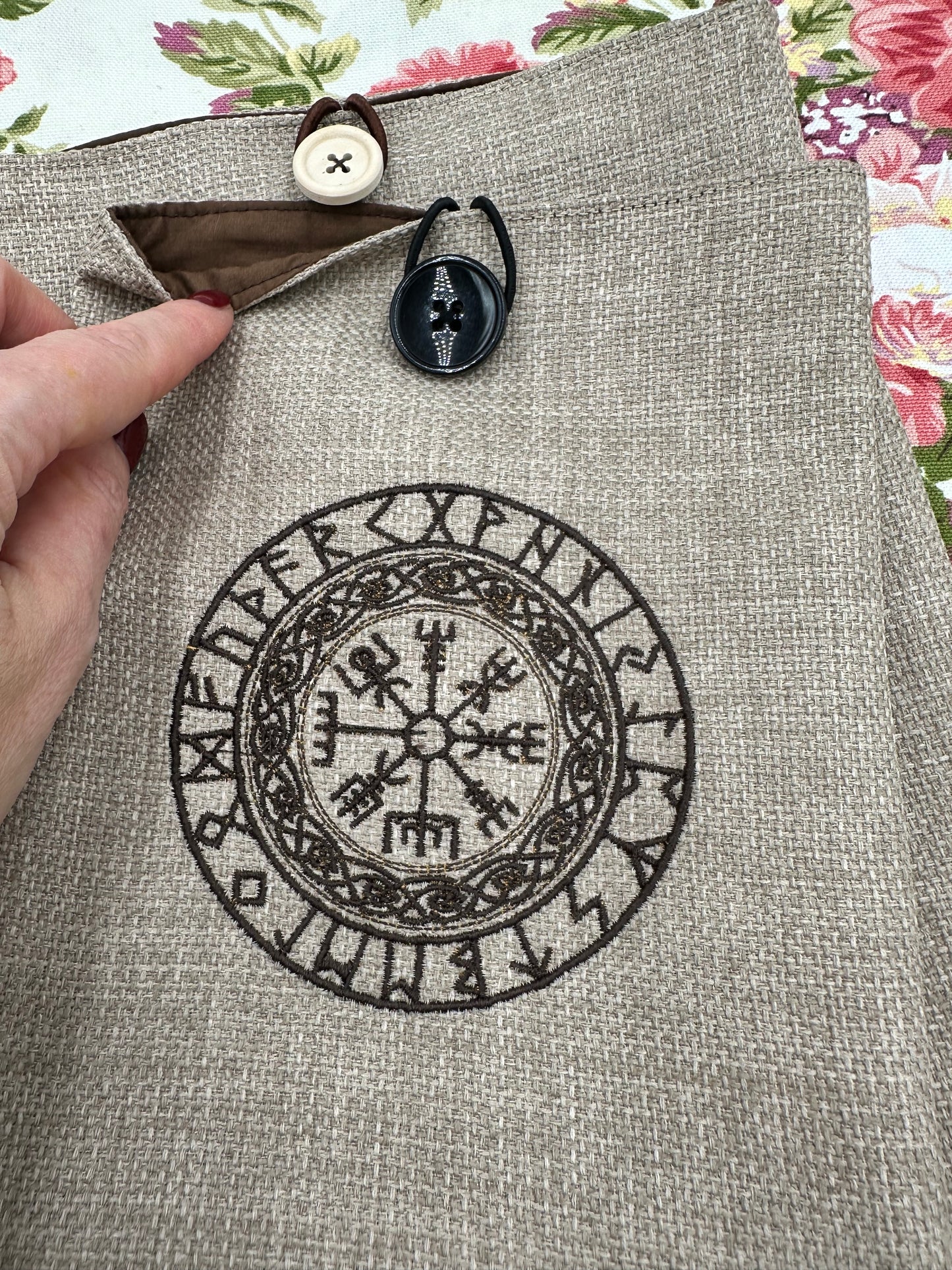 Viking Compass  - Vegvisir - Embroidered Book Sleeve