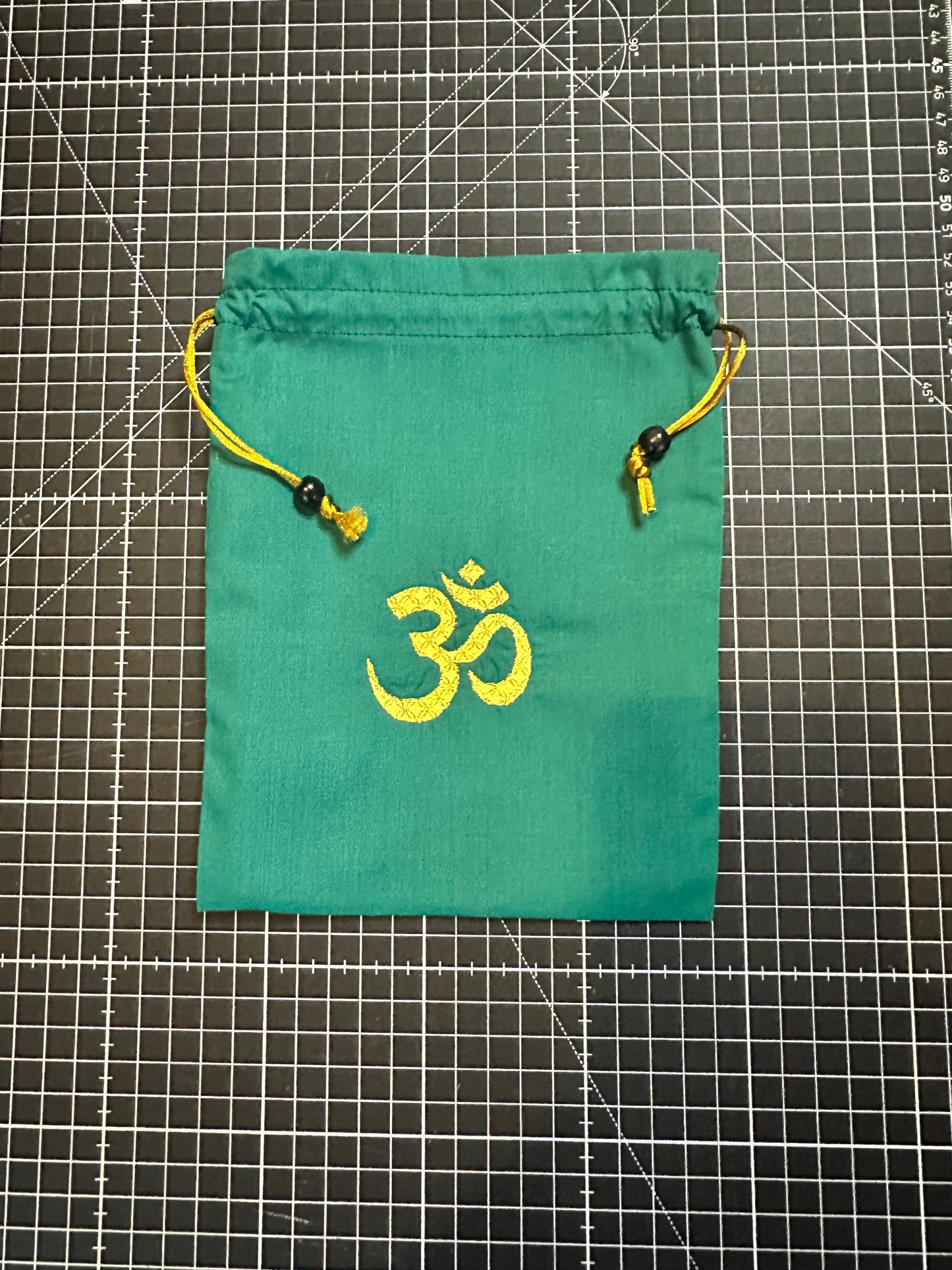 Om Symbol Drawstring Bag / Pouch
