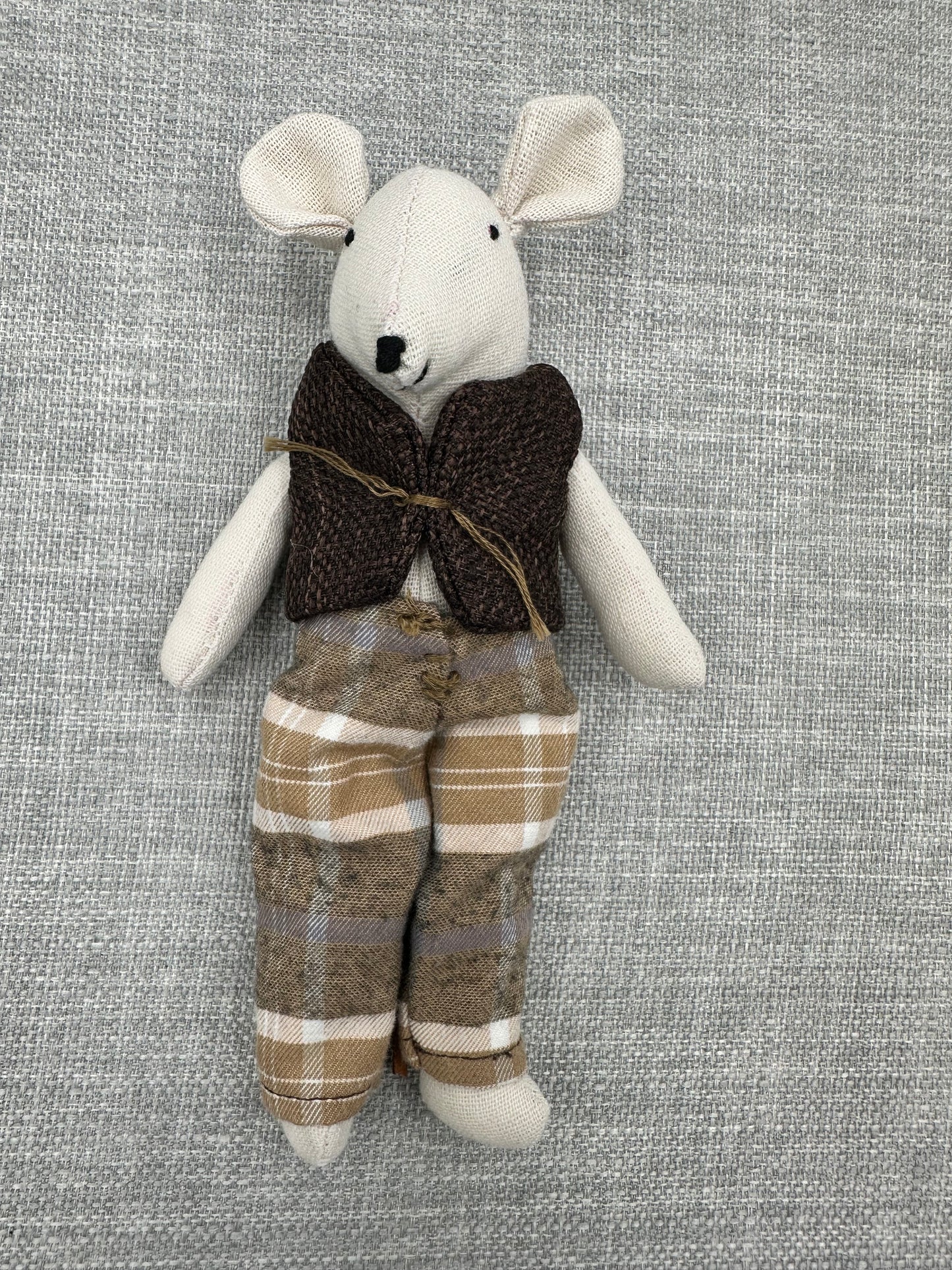 Mr & Mrs Cottage Mice – Handmade Plaid Mouse Pair