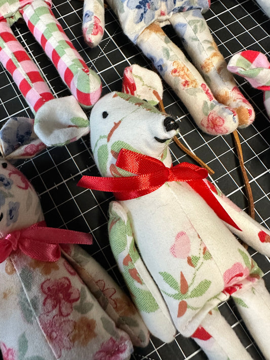 Country Cottage Mouse – Handmade Vintage Fabric Art Doll